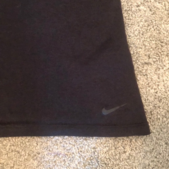 Nike Razorback Workout Top - Picture 3 of 4